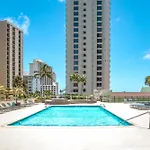 Gorgeous Condo With Ocean View, Near Beach, Free Parking