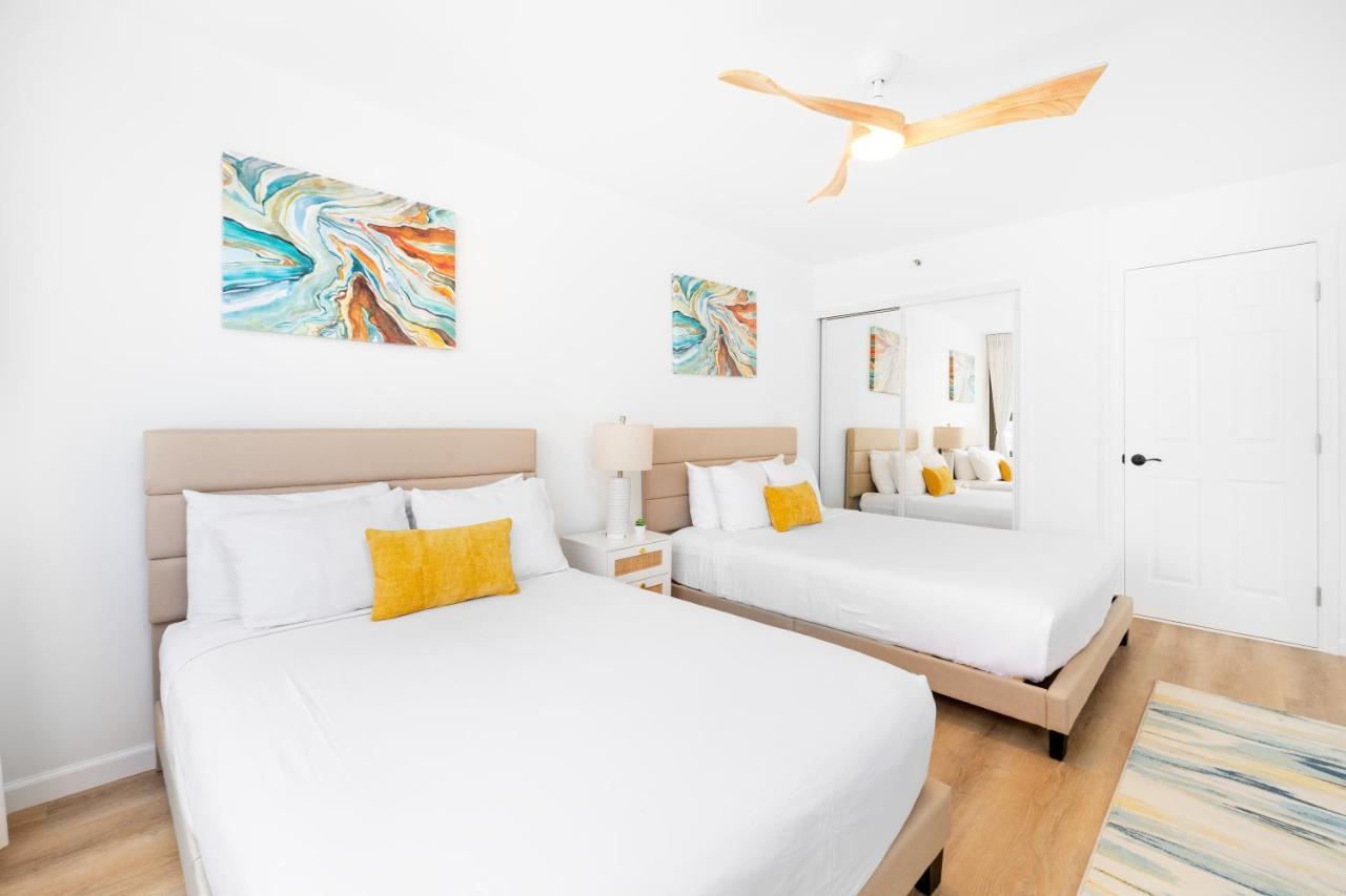 Apartment Gorgeous With Ocean View, Near Beach, Free Parking *